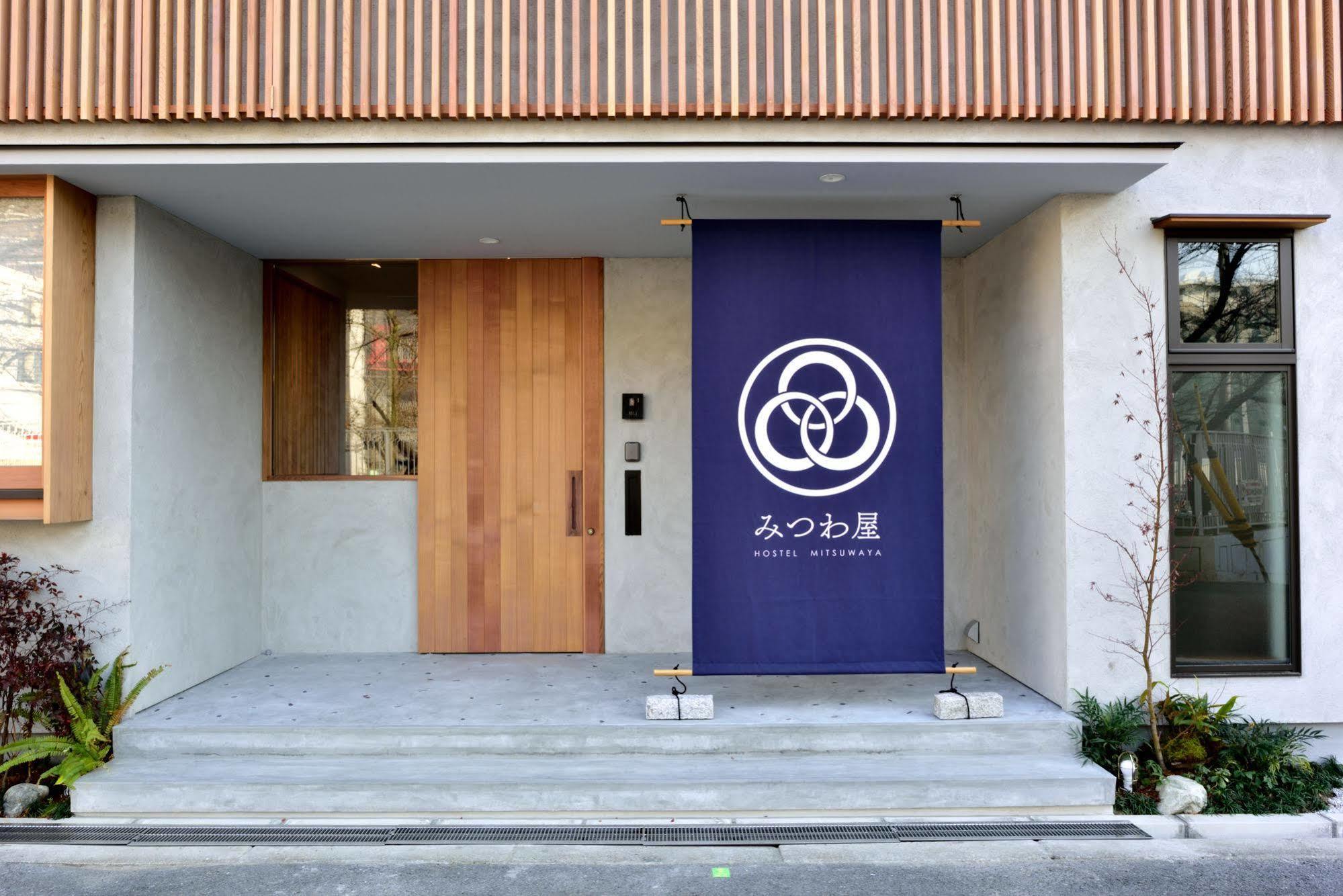 Hostel Mitsuwaya Osaka Exterior foto