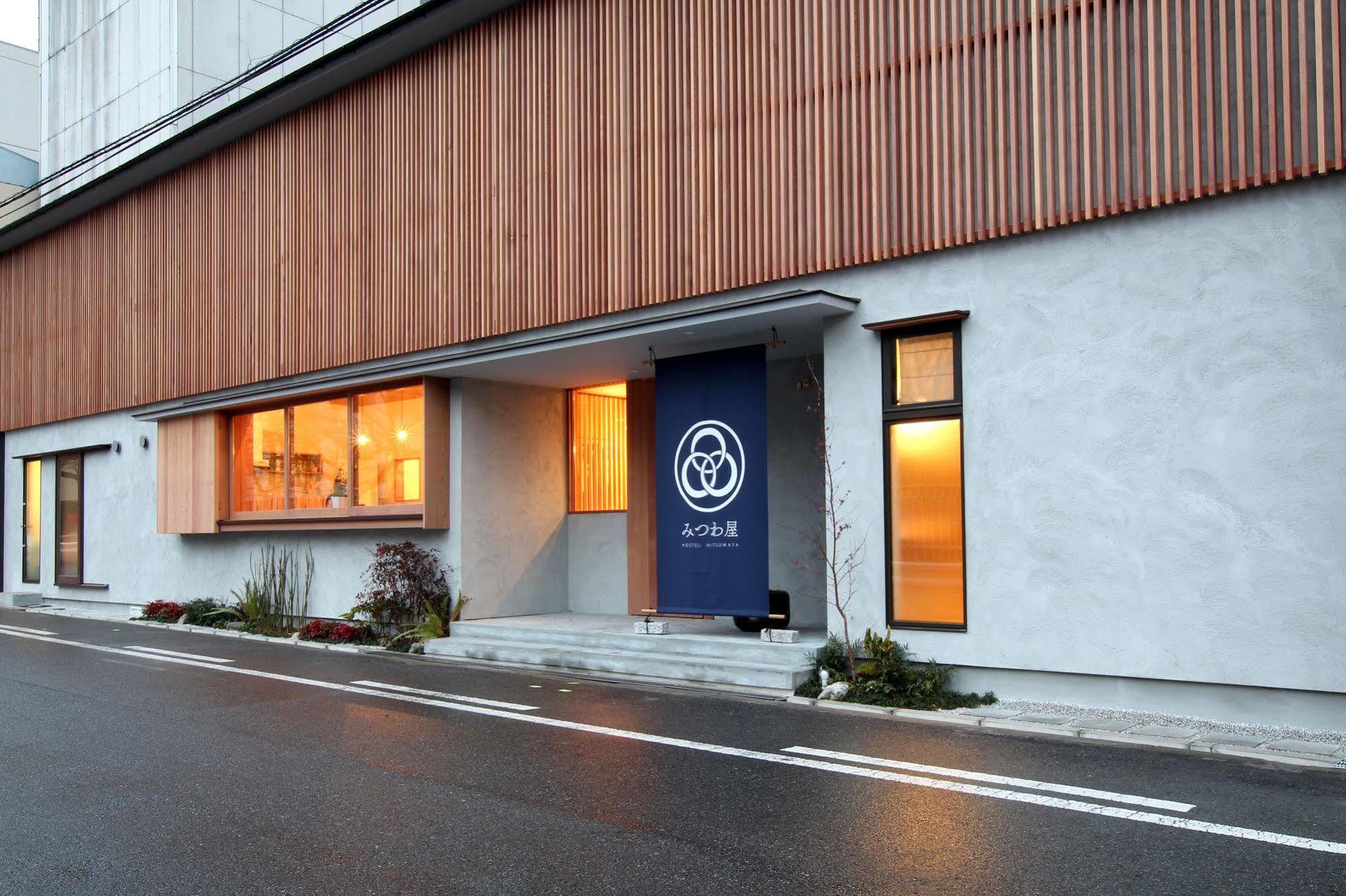 Hostel Mitsuwaya Osaka Exterior foto